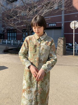 「アイテム（パンプス、グリーン系）」を使った、miokaさん（レディース・162cm）の冬コーディネート