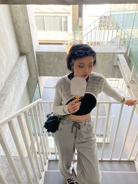 「アイテム（チノパンツ、シルバー系）」を使った、台北小葉さん（レディース・163cm）の冬コーディネート
