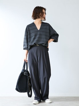 「B.C STOCK（ベーセーストック）の手洗い可 / BASICトラウザーパンツ（スラックス、ブラック系）」を使った、momokoさん（レディース・159cm）の秋コーディネート