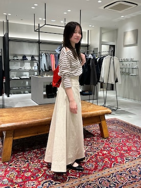 「URBAN RESEARCH(アーバンリサーチ)のマルチボーダー2WAYカットソー(Tシャツ/カットソー、ホワイト系)」を使った、hikaruさん(レディース・168cm)の春コーディネート