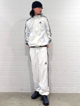「adidas（アディダス）のメガライド F50 / MEGARIDE F50 / アディダスオリジナルス adidas Originals（スニーカー、グレー系）」を使った、oiさん（メンズ・176cm）の春コーディネート