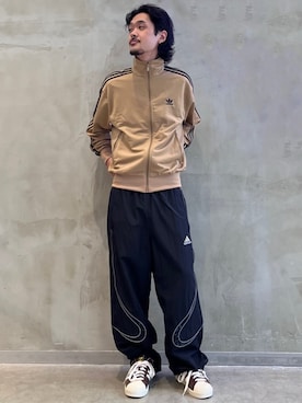 「adidas（アディダス）のアイテム（スウェットパンツ）」を使った、oiさん（メンズ・176cm）の秋コーディネート
