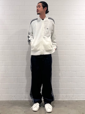 「アイテム（ジャージ）」を使った、oiさん（メンズ・176cm）の冬コーディネート