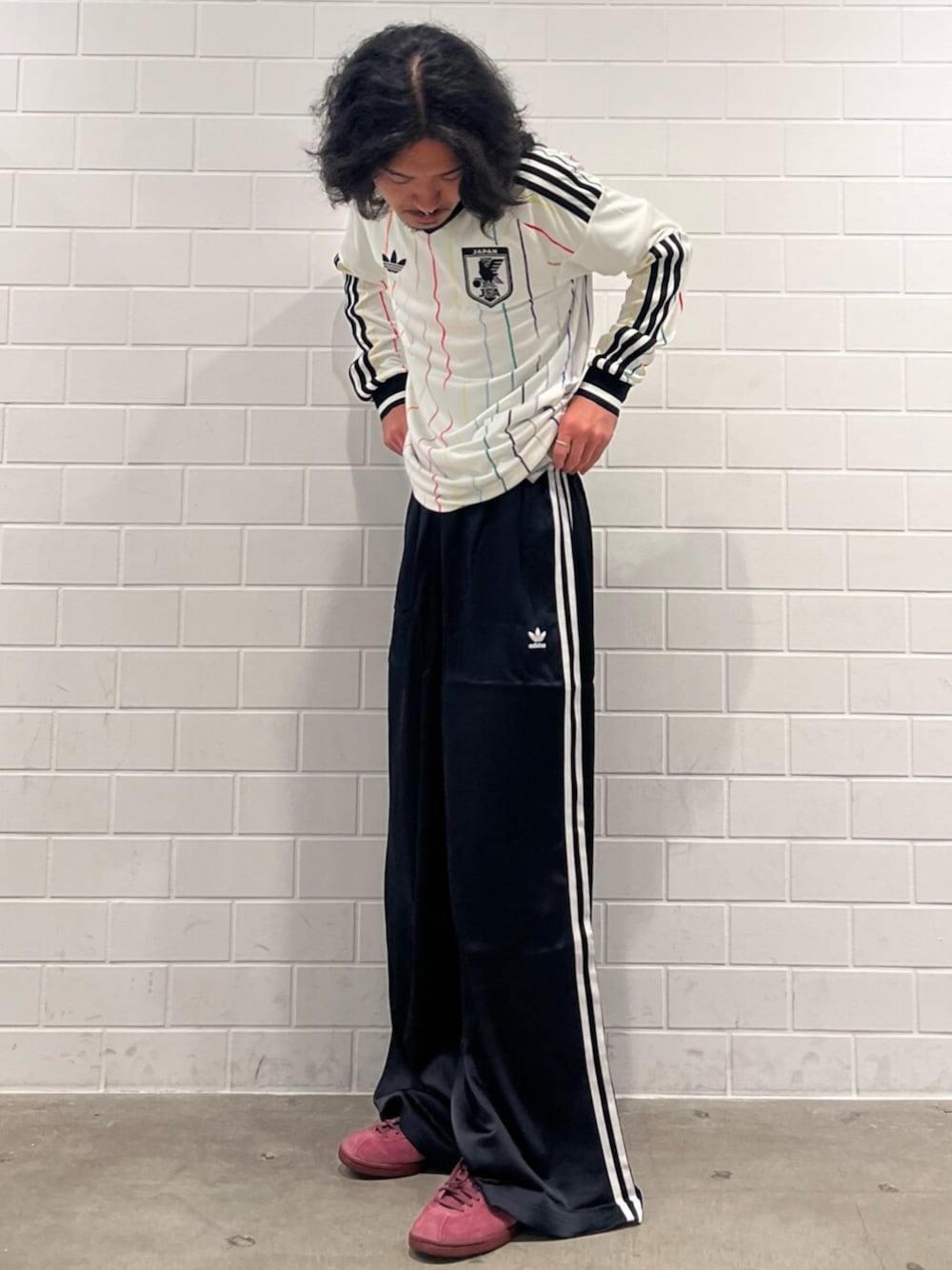 アディダスサテンワイドレッグ adidas ワイドパンツ アディダス