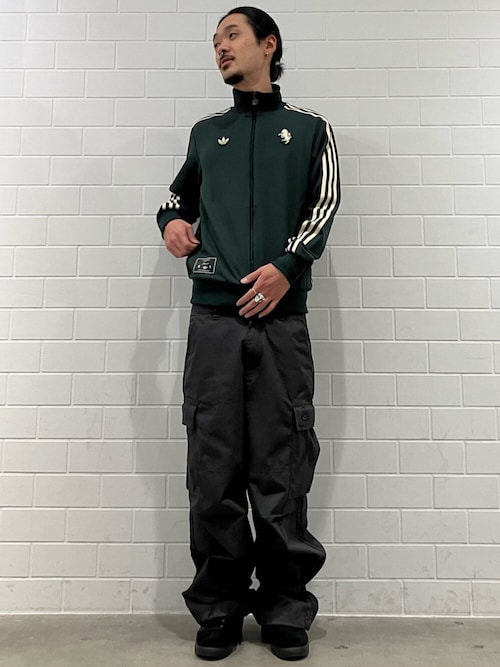 【新品未使用】ユベントス テラスアイコン トラックトップ 3XL 楽天市場】アディダス ユベントス テラス アイコン ジャージ トラック