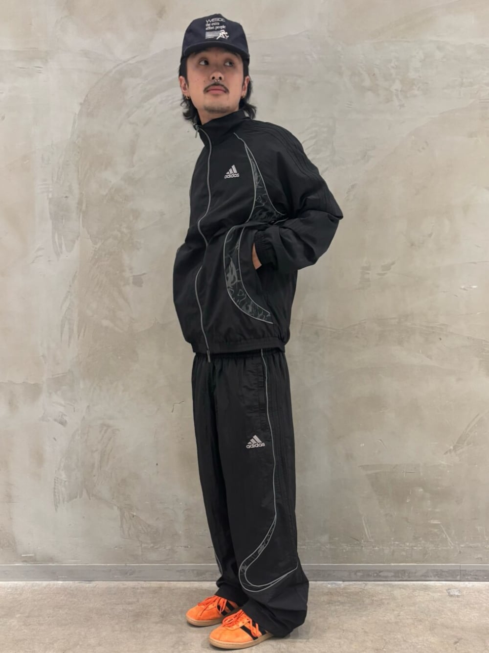 超美品！adidas ADICROSS ジャケットとパンツ セットアップ 20%OFF】 アディダス オリジナルス 3ストライプ オープンパンツ