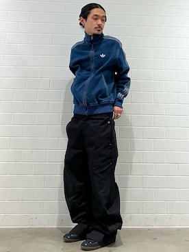 「アイテム（ジャージ）」を使った、oiさん（メンズ・176cm）の冬コーディネート