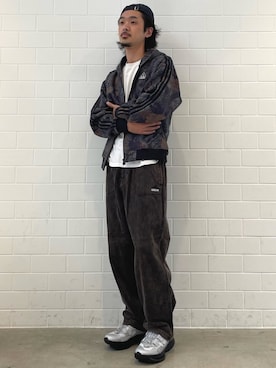 「adidas（アディダス）のカモ フード付き フルジップ / アディダスオリジナルス adidas Originals（パーカー）」を使った、oiさん（メンズ・176cm）の秋コーディネート