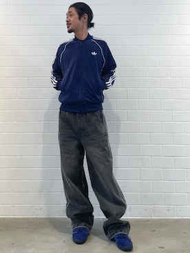 「アイテム（ジャージ）」を使った、oiさん（メンズ・176cm）の冬コーディネート