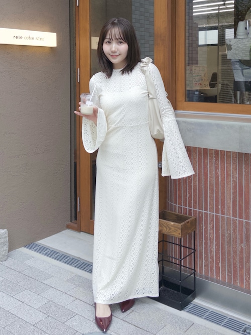 AKTE オープンバックフレアスリーブレースワンピース オープンバックフレアスリーブレースワンピース | AKTE