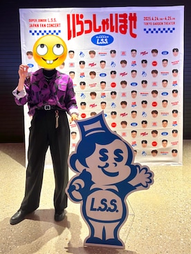 「アイテム（キーホルダー）」を使った、ヨコさん（レディース・156cm）の秋コーディネート