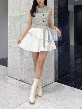 「dazzlin（ダズリン）のボリュームフリルトレンチミニワンピース（ワンピース、グレー系）」を使った、kannaさん（レディース・157cm）の夏コーディネート
