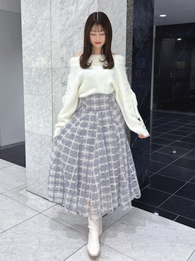 「アイテム（スカート、パープル系）」を使った、kannaさん（レディース・157cm）の秋コーディネート