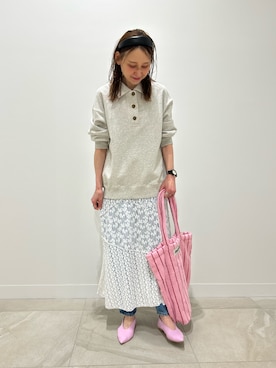 「ROSE BUD（ローズバッド）のアイテム（トップス）」を使った、makironさん（レディース・164cm）の春コーディネート