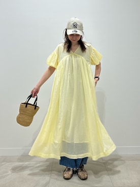 「ROSE BUD（ローズバッド）のCOTTON VOILE DRESS（ワンピース、イエロー系）」を使った、makironさん（レディース・164cm）の夏コーディネート