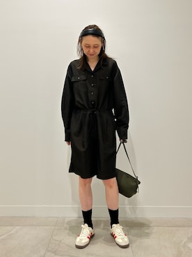 「ROSE BUD（ローズバッド）のHALF PANTS COMBINAISON（つなぎ/オールインワン、ブラック系）」を使った、makironさん（レディース・164cm）の春コーディネート