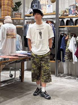 「niko and...（ニコアンド）のマンストーリーTEE（Tシャツ/カットソー、ホワイト系）」を使った、sogoさん（メンズ・180cm）の夏コーディネート
