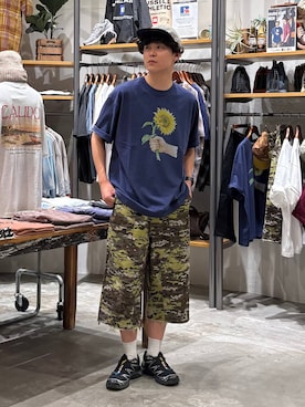 「niko and...（ニコアンド）のマンストーリーTEE（Tシャツ/カットソー、ブルー系）」を使った、sogoさん（メンズ・180cm）の夏コーディネート