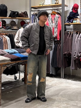 「niko and...（ニコアンド）のDistressed Denim Pants[niko and ...JEANS]（デニムパンツ、ブルー系）」を使った、sogoさん（メンズ・180cm）の秋コーディネート