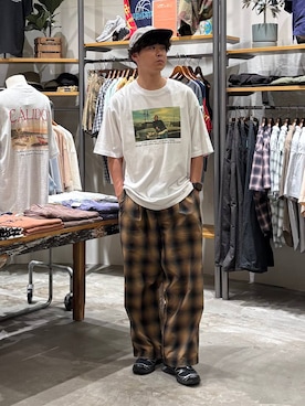 「niko and...（ニコアンド）のチェックブロードパンツ（その他パンツ、イエロー系）」を使った、sogoさん（メンズ・180cm）の夏コーディネート