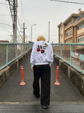 「アイテム（スウェット）」を使った、himikoさん（メンズ・184cm）の冬コーディネート