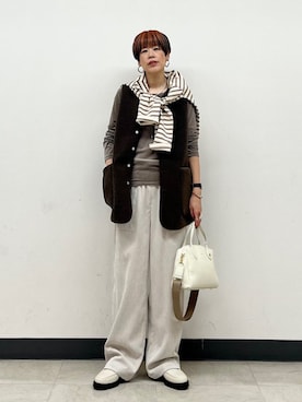 「SHIPS（シップス）のアイテム（Tシャツ/カットソー）」を使った、森さん（レディース・162cm）の秋コーディネート