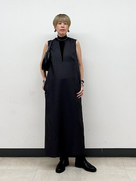 「アイテム（ジャンパースカート）」を使った、森さん（レディース・162cm）の秋コーディネート