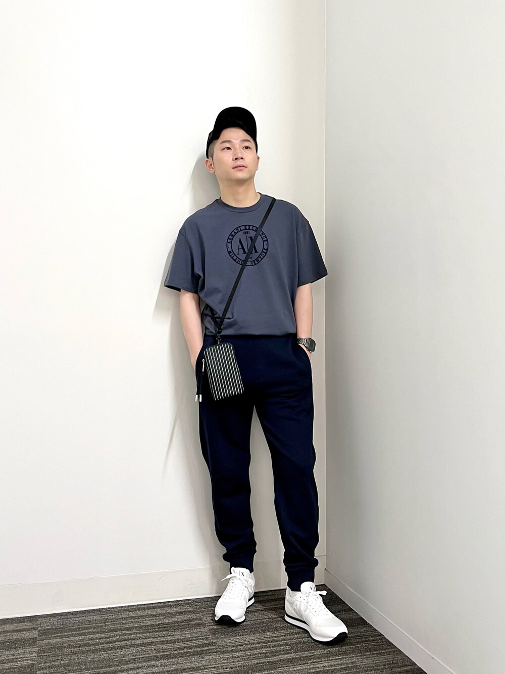 「AXchanger、AXchange、armaniexchange、アルマーニエクスチェンジ、アルマーニ、夏コーデ、ラフ、ジョガーパンツ、スニーカーコーデ、カジュアルコーデ、いいね、save、フォローお願いします🤑、タックイン、シンプル、ootd、ロゴT」｜「ARMANI EXCHANGEの【A|X アルマーニ エクスチェンジ】カモフラージュ柄　AXロゴ　パネルキャップ（キャップ、ブルー系）」を使った、🔩J.HARAさん（メンズ・167cm）の夏コーディネートの1枚目の写真