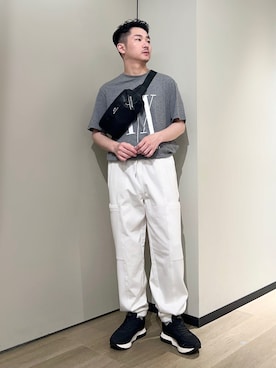「ARMANI EXCHANGE（アルマーニエクスチェンジ）のアイテム（トップス、グレー系）」を使った、🔩J.HARAさん（メンズ・167cm）の夏コーディネート