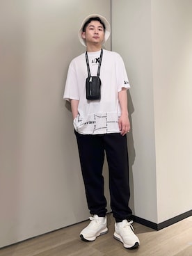 「みんなの白Tフェス」｜「アイテム（財布/小物）」を使った、🔩J.HARAさん（メンズ・167cm）の春コーディネート