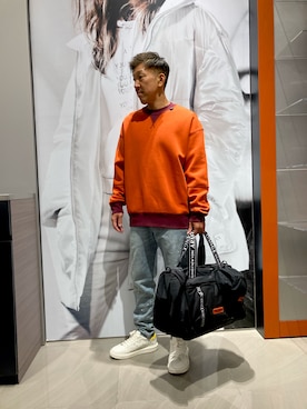 「ARMANI EXCHANGE（アルマーニエクスチェンジ）のアイテム（ボストンバッグ）」を使った、KOWさん（メンズ・174cm）の秋コーディネート