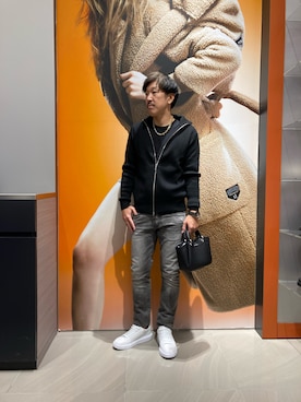 「ARMANI EXCHANGE（アルマーニエクスチェンジ）のアイテム（ハンドバッグ）」を使った、KOWさん（メンズ・174cm）の秋コーディネート