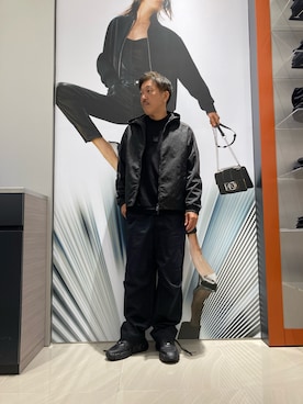 「ARMANI EXCHANGE（アルマーニエクスチェンジ）のアイテム（カーゴパンツ）」を使った、KOWさん（メンズ・174cm）の秋コーディネート