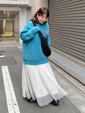 「PAGEBOY（ページボーイ）のクラックカレッジBIGスウェット（スウェット）」を使った、なべさん（レディース・154cm）の冬コーディネート