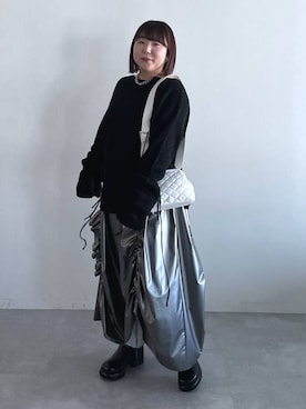 「アイテム（スカート、シルバー系）」を使った、なべさん（レディース・154cm）の秋コーディネート