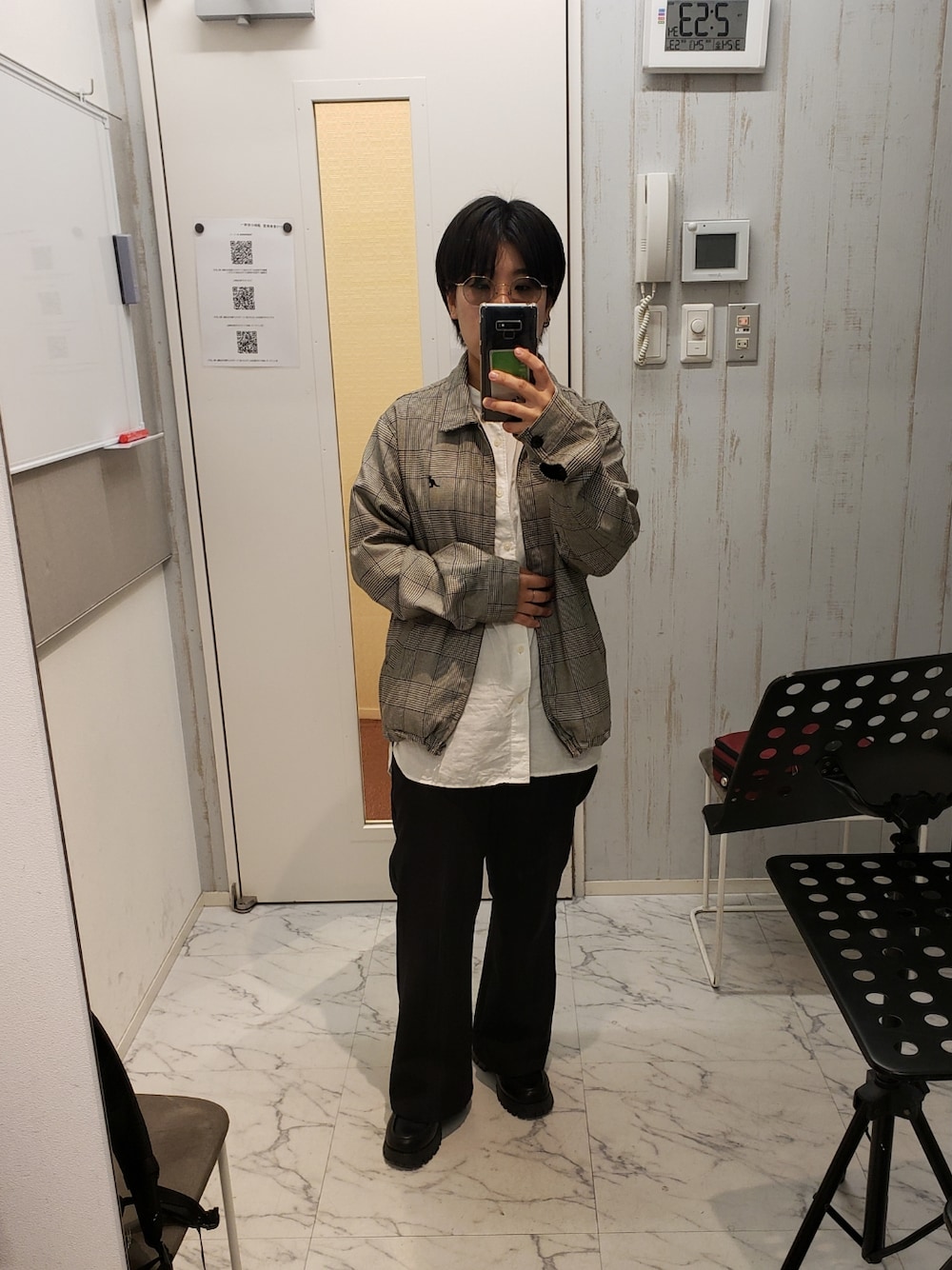 「KANGOLのアイテム（ブルゾン、グレー系）」を使った、yukifashioさん（レディース・153cm）の春コーディネートの1枚目の写真