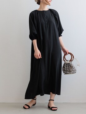 「ihuuのアイテム（ワンピース、ブラック系）」を使った、kahoさん（レディース・162cm）の夏コーディネート