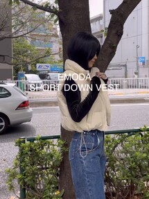 コンパクトショートダウンベスト｜エモダ（EMODA）アウトレット