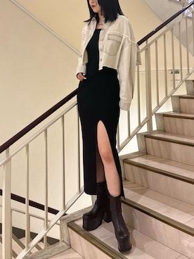 「ショート丈」｜「アイテム（テーラードジャケット、ホワイト系）」を使った、丸山幾世子さん（レディース・168cm）の秋コーディネート