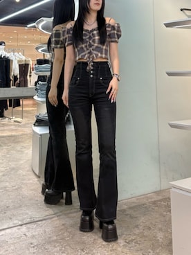 丸山幾世子さん(レディース・168cm)の夏コーディネート
