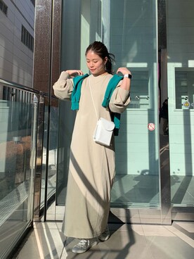 「綺麗めコーデ」｜「アイテム（スウェット）」を使った、矢萩明日美さん（レディース・152cm）の冬コーディネート