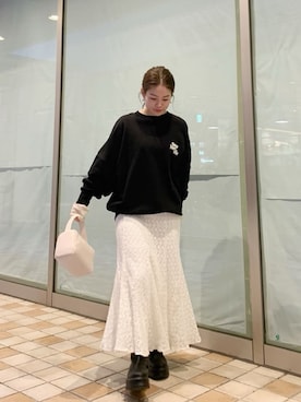 「綺麗めコーデ」｜「アイテム（スウェット）」を使った、矢萩明日美さん（レディース・152cm）の冬コーディネート