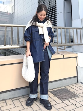 「ストレートデニム」｜矢萩明日美さん（レディース・152cm）の秋コーディネート