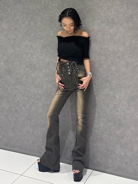「アイテム（デニムパンツ）」を使った、高田莉子さん（レディース・150cm）の夏コーディネート