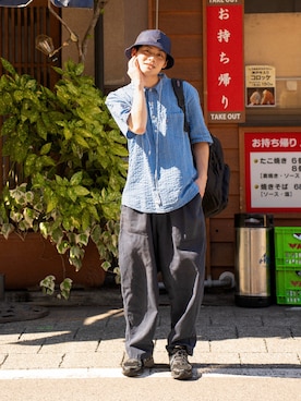 「NEW BALANCE（ニューバランス）のML860/XD（スニーカー、ブラック系）」を使った、YUYAさん（メンズ・172cm）の夏コーディネート