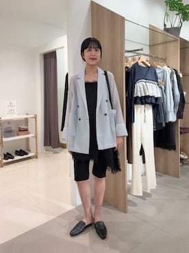 「SENSE OF PLACE by URBAN RESEARCH（センスオブプレイスバイアーバンリサーチ）のスクエアトゥローファーミュール（ローファー、ブラック系）」を使った、yuiさん（レディース・168cm）の春コーディネート