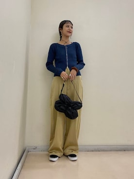 「アイテム（オールインワン・サロペット、ベージュ系）」を使った、yuiさん（レディース・168cm）の秋コーディネート