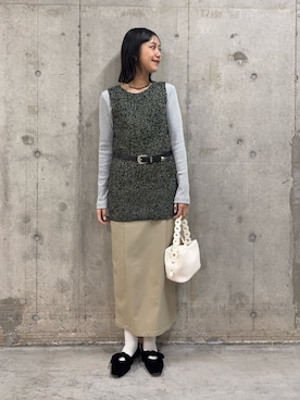 「SENSE OF PLACE by URBAN RESEARCH（センスオブプレイスバイアーバンリサーチ）のチェーンハンドルパフバッグ（ショルダーバッグ、ホワイト系）」を使った、yuiさん（レディース・168cm）の冬コーディネート