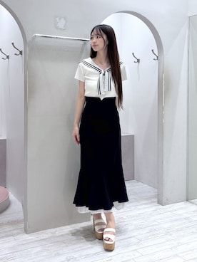「MERCURYDUO（マーキュリーデュオ）のセーラーカラーニット（ニット/セーター、ホワイト系）」を使った、Tomomiさん（レディース・165cm）の夏コーディネート