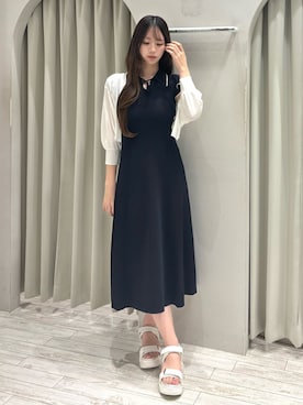 「ニットワンピース」｜髙橋友美さん（レディース・165cm）の春コーディネート